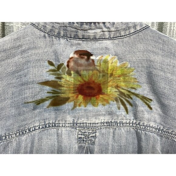 American Eagle Boyfriend Fit Button Up Super Soft Denim Altered Shirt Size Lg - Picture 6 of 8